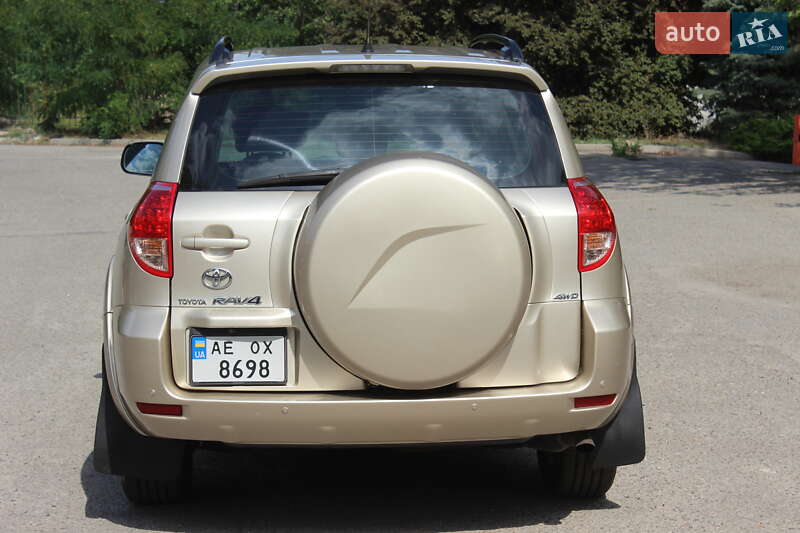 Внедорожник / Кроссовер Toyota RAV4 2007 в Днепре