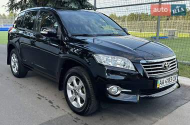 Внедорожник / Кроссовер Toyota RAV4 2011 в 
