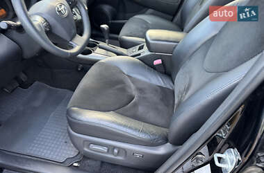 Внедорожник / Кроссовер Toyota RAV4 2011 в 