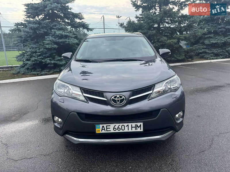 Внедорожник / Кроссовер Toyota RAV4 2014 в Киеве