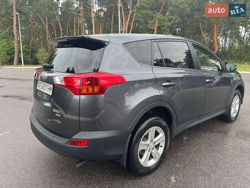 Внедорожник / Кроссовер Toyota RAV4 2014 в Киеве