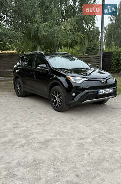 Позашляховик / Кросовер Toyota RAV4 2018 в Фастові