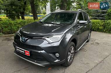 Внедорожник / Кроссовер Toyota RAV4 2017 в Киеве