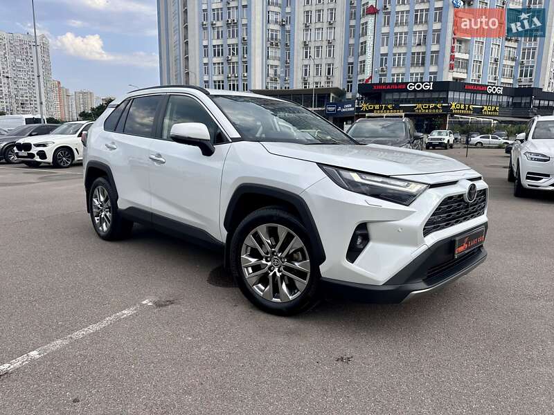 Toyota RAV4 2023