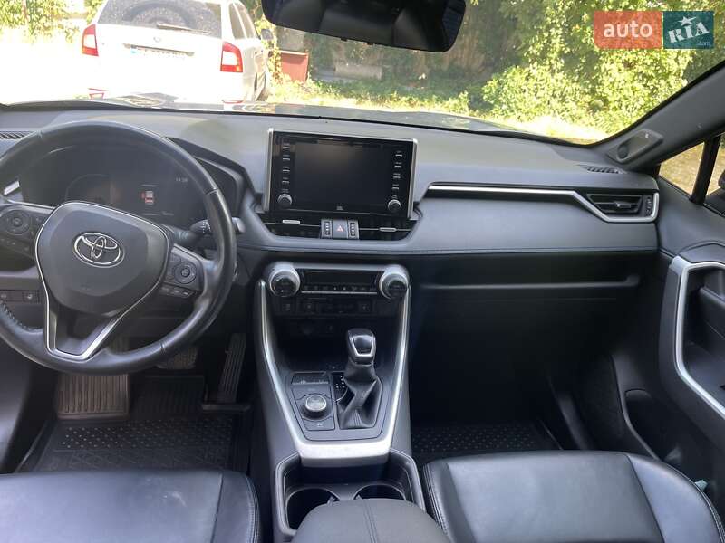 Позашляховик / Кросовер Toyota RAV4 2021 в Кропивницькому