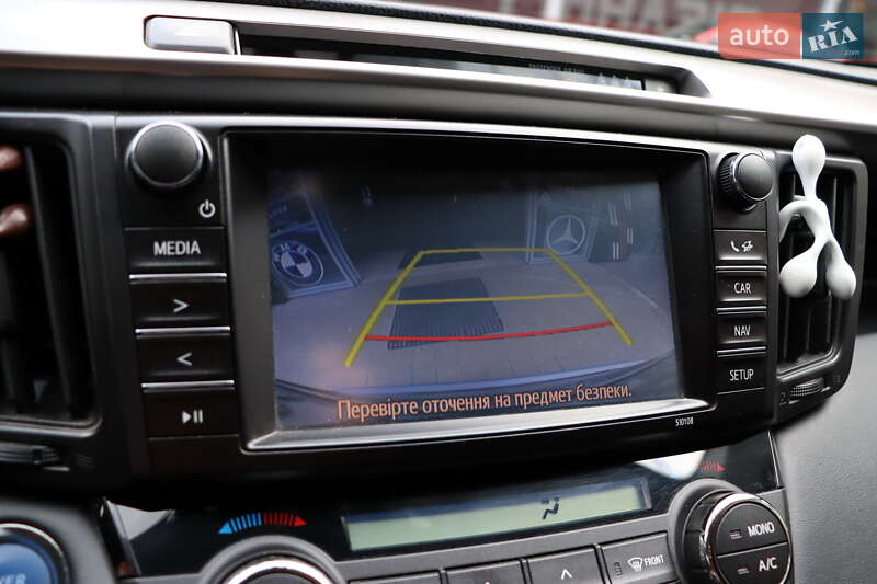 Позашляховик / Кросовер Toyota RAV4 2018 в Львові