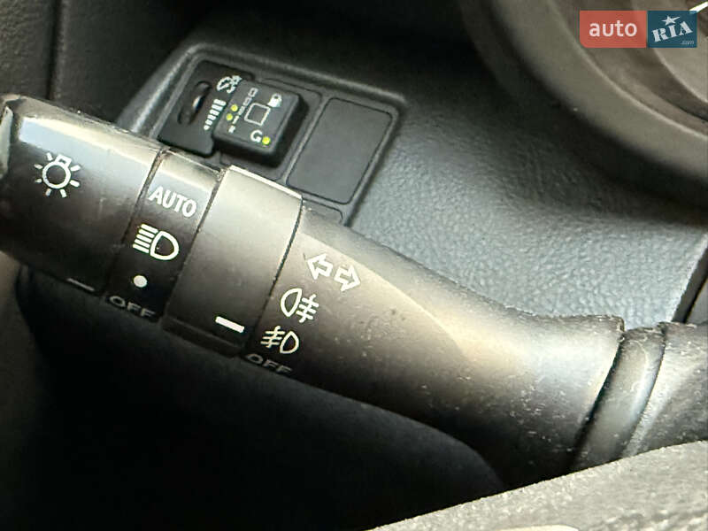 Позашляховик / Кросовер Toyota RAV4 2008 в Харкові