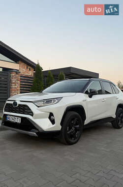 Внедорожник / Кроссовер Toyota RAV4 2021 в Днепре
