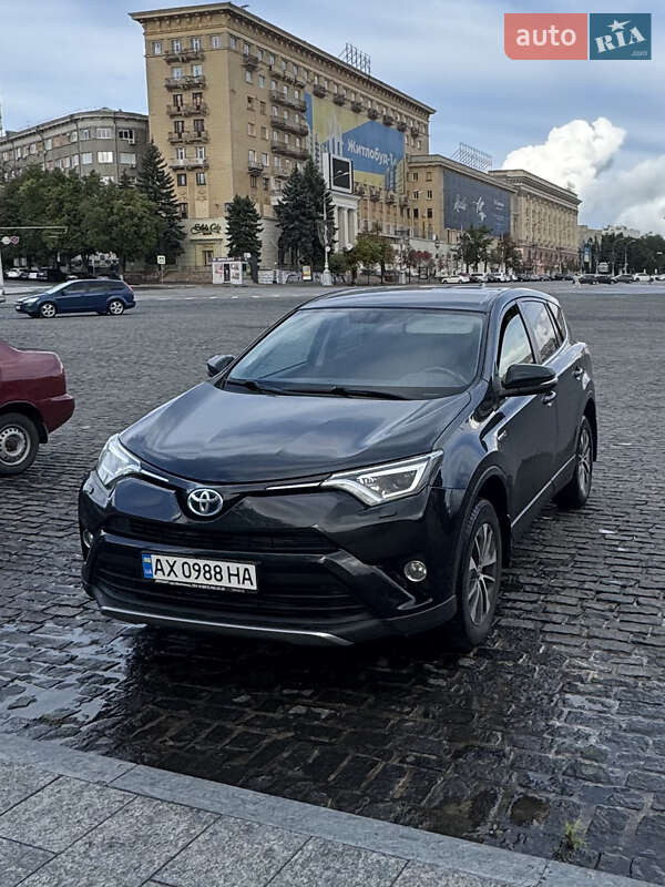 Toyota RAV4 2017