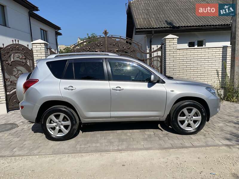 Toyota RAV4 2008