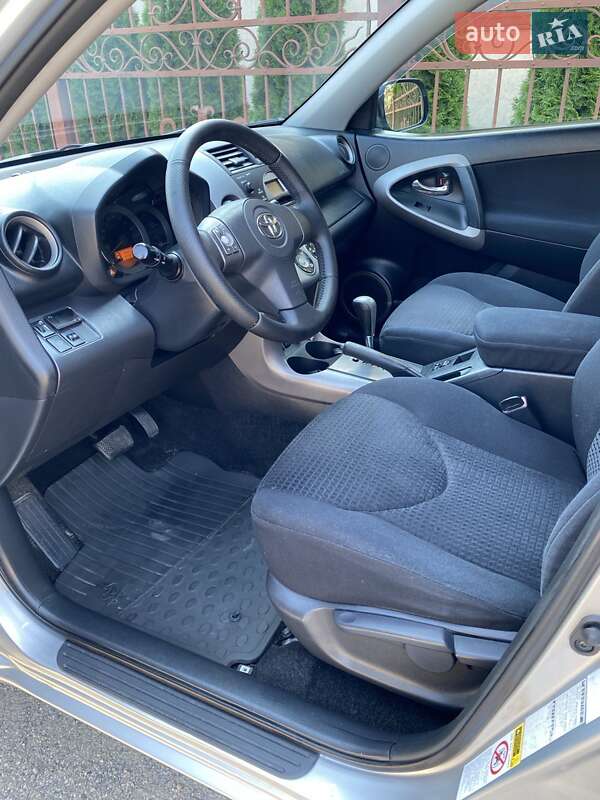Позашляховик / Кросовер Toyota RAV4 2008 в Івано-Франківську фото 13 Позашляховик / Кросовер Toyota RAV4 2008 в Івано-Франківську