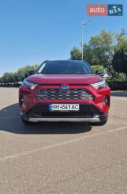 Позашляховик / Кросовер Toyota RAV4 2021 в Києві