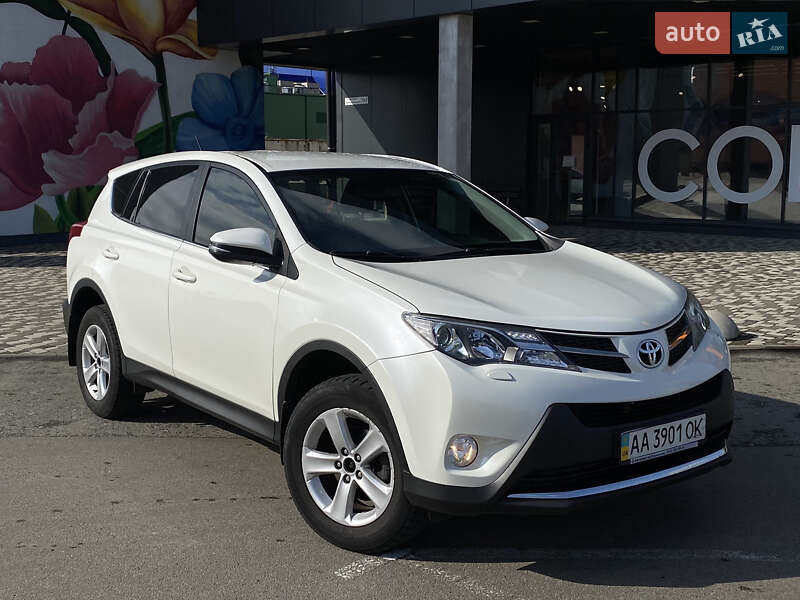 Toyota RAV4 2014
