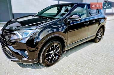Позашляховик / Кросовер Toyota RAV4 2016 в Калуші