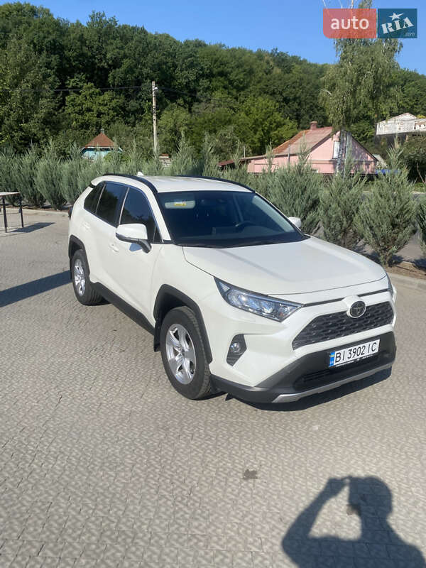 Toyota RAV4 2021