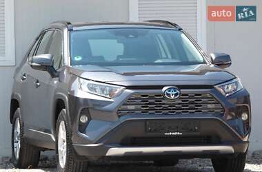 Позашляховик / Кросовер Toyota RAV4 2020 в Києві