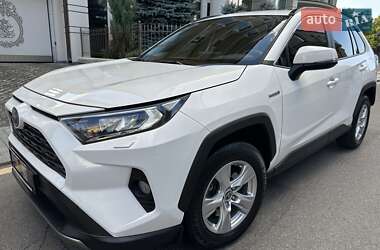 Позашляховик / Кросовер Toyota RAV4 2021 в Києві