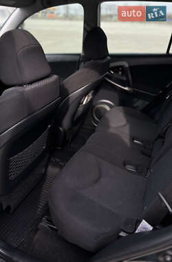 Внедорожник / Кроссовер Toyota RAV4 2007 в 