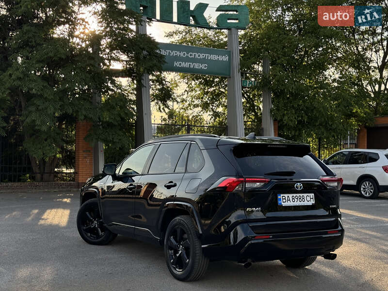 Внедорожник / Кроссовер Toyota RAV4 2020 в Александрие фото 4 Внедорожник / Кроссовер Toyota RAV4 2020 в Александрие