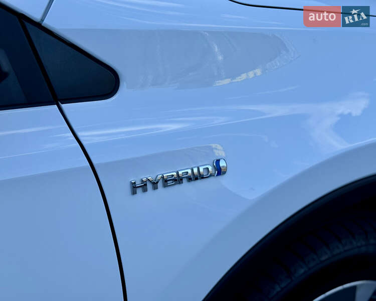 Позашляховик / Кросовер Toyota RAV4 2018 в Києві