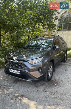 Внедорожник / Кроссовер Toyota RAV4 2023 в Кропивницком