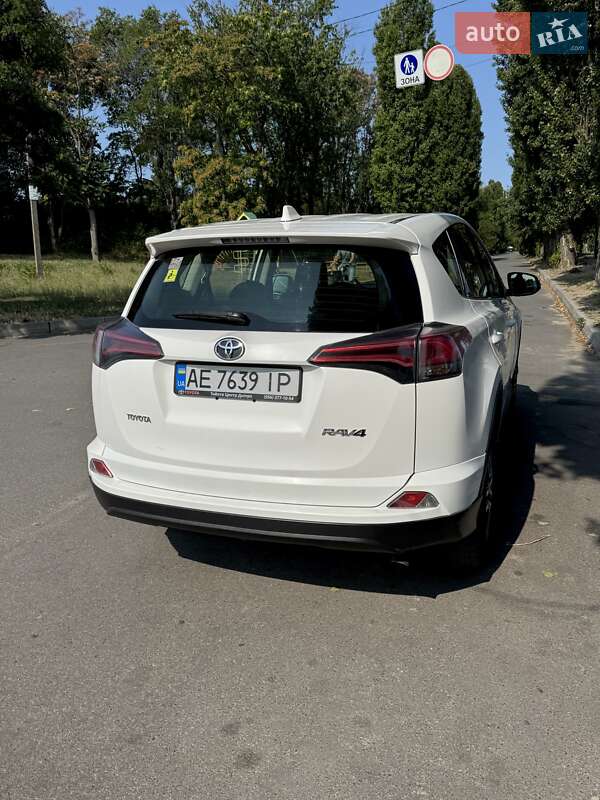 Внедорожник / Кроссовер Toyota RAV4 2018 в Верхнеднепровске фото 8 Внедорожник / Кроссовер Toyota RAV4 2018 в Верхнеднепровске