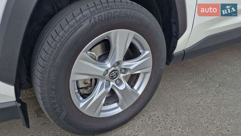 Внедорожник / Кроссовер Toyota RAV4 2020 в Одессе фото 12 Внедорожник / Кроссовер Toyota RAV4 2020 в Одессе