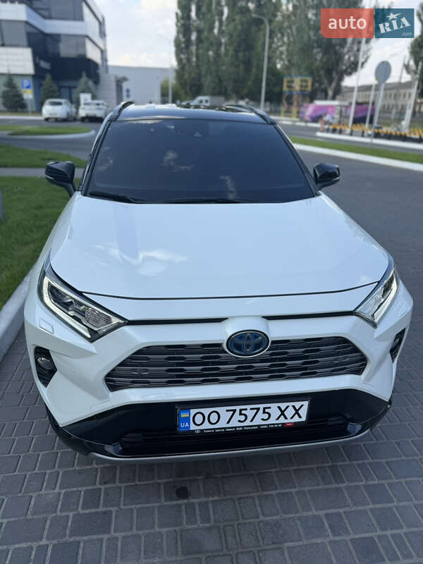 Позашляховик / Кросовер Toyota RAV4 2019 в Одесі