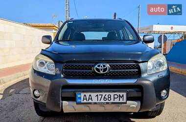 Внедорожник / Кроссовер Toyota RAV4 2007 в Киеве