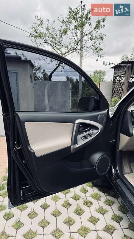 Позашляховик / Кросовер Toyota RAV4 2007 в Києві фото 25 Позашляховик / Кросовер Toyota RAV4 2007 в Києві