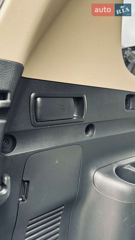 Позашляховик / Кросовер Toyota RAV4 2007 в Києві фото 50 Позашляховик / Кросовер Toyota RAV4 2007 в Києві