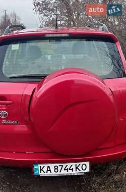 Позашляховик / Кросовер Toyota RAV4 2008 в Южному