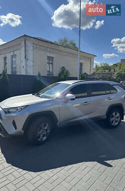 Внедорожник / Кроссовер Toyota RAV4 2023 в Черкассах