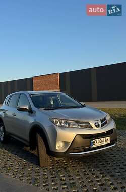 Внедорожник / Кроссовер Toyota RAV4 2014 в Хмельницком