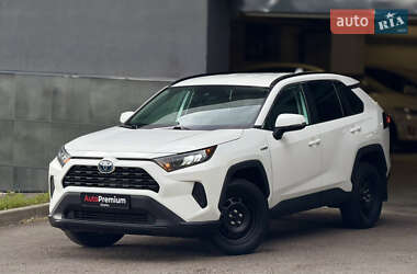 Позашляховик / Кросовер Toyota RAV4 2019 в Харкові