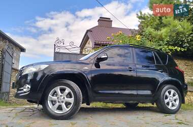 Внедорожник / Кроссовер Toyota RAV4 2012 в Ровно