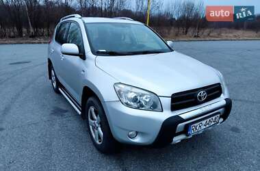 Внедорожник / Кроссовер Toyota RAV4 2006 в Ужгороде