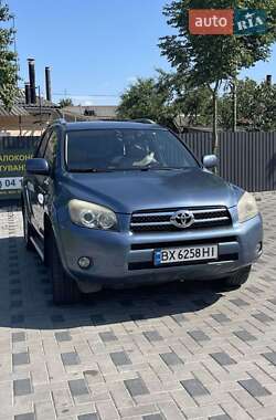 Позашляховик / Кросовер Toyota RAV4 2006 в Шепетівці
