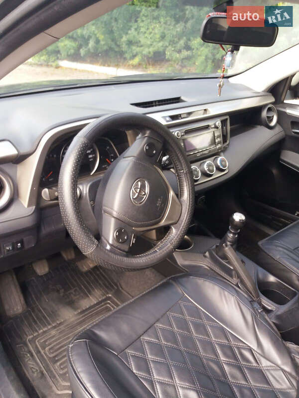 Позашляховик / Кросовер Toyota RAV4 2014 в Тернополі фото 8 Позашляховик / Кросовер Toyota RAV4 2014 в Тернополі