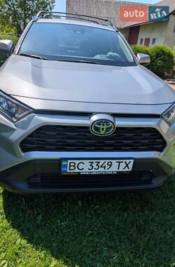 Позашляховик / Кросовер Toyota RAV4 2021 в Львові