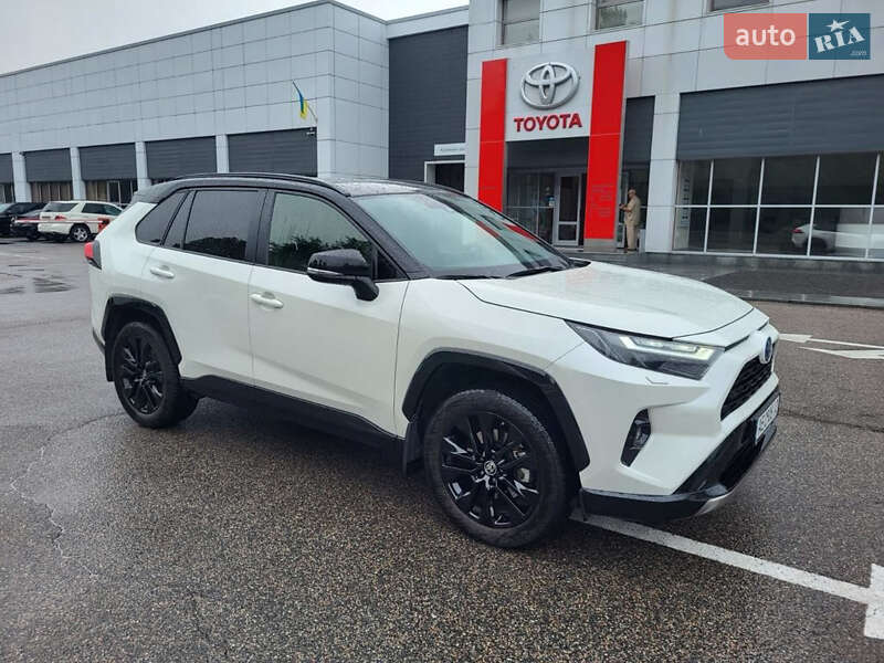 Toyota RAV4 2021
