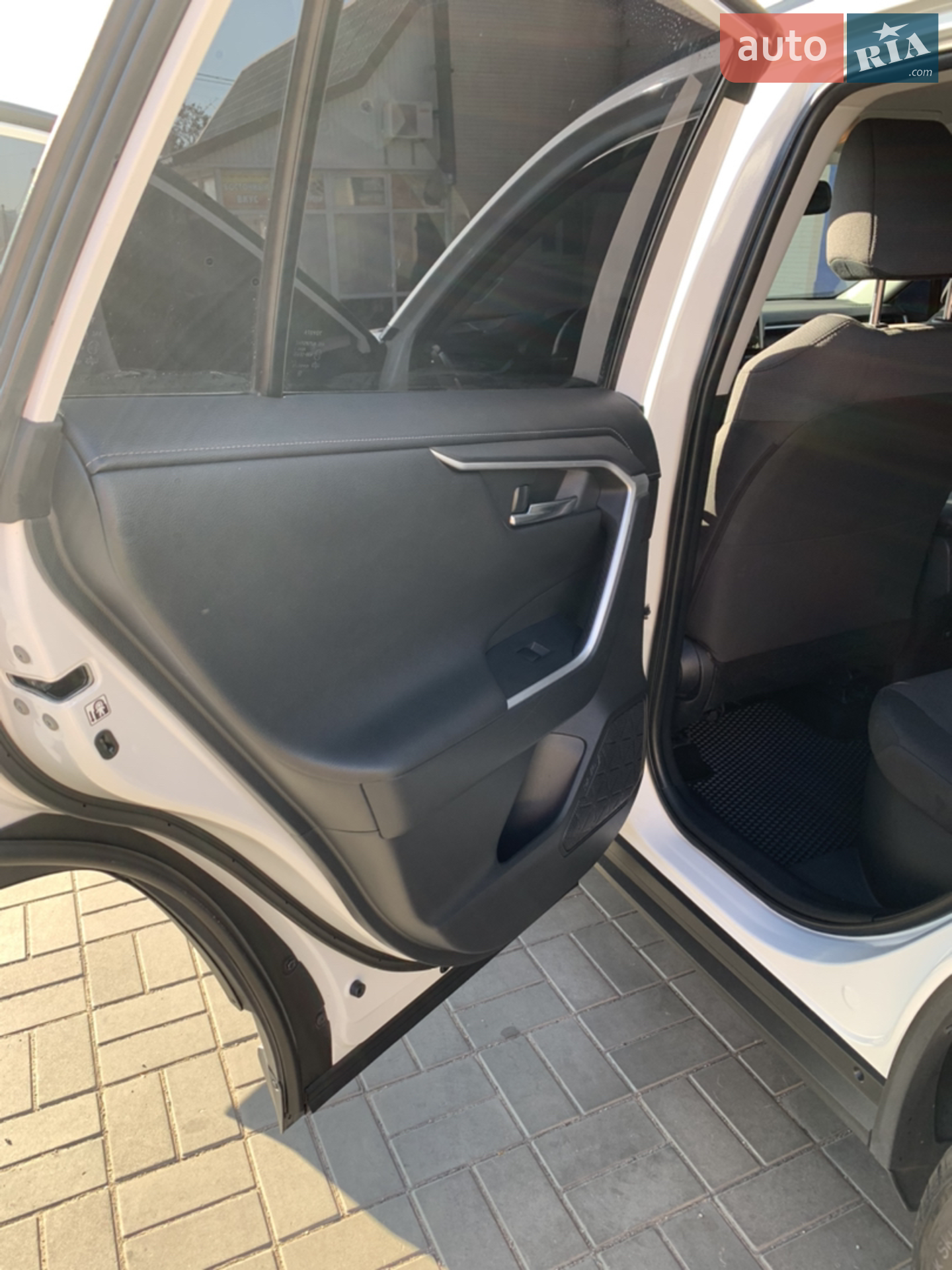 2019 Toyota RAV 4 - мініатюра 12