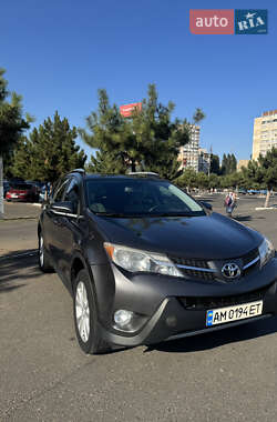 Внедорожник / Кроссовер Toyota RAV4 2015 в Одессе