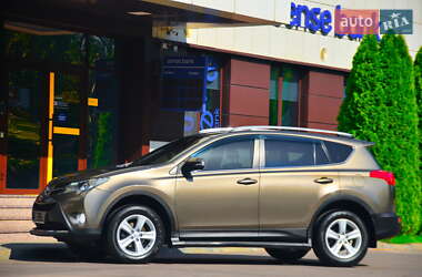 Внедорожник / Кроссовер Toyota RAV4 2014 в Днепре
