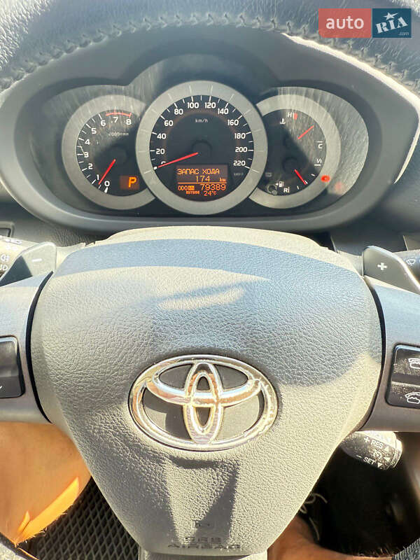 Внедорожник / Кроссовер Toyota RAV4 2012 в Одессе