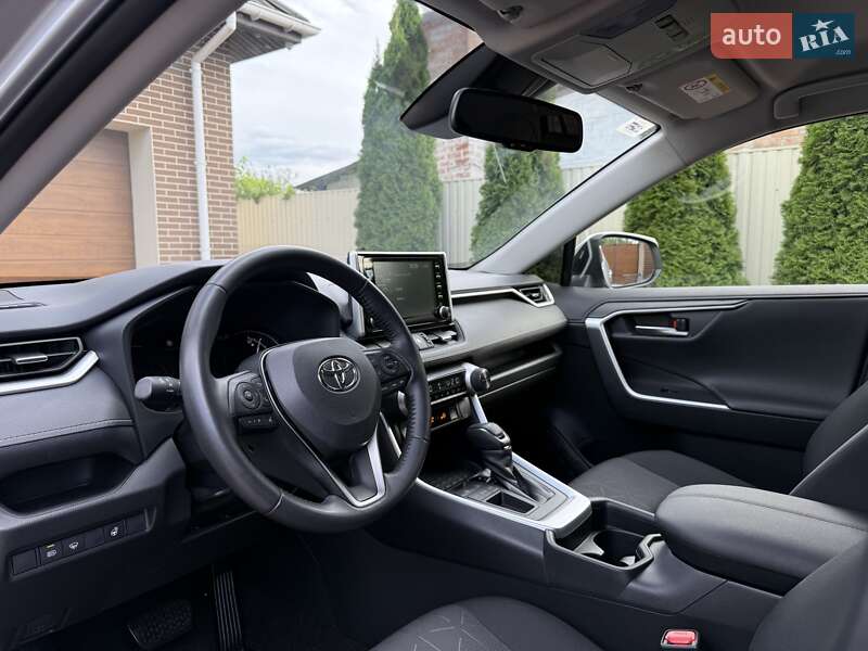 Позашляховик / Кросовер Toyota RAV4 2021 в Кропивницькому фото 18 Позашляховик / Кросовер Toyota RAV4 2021 в Кропивницькому