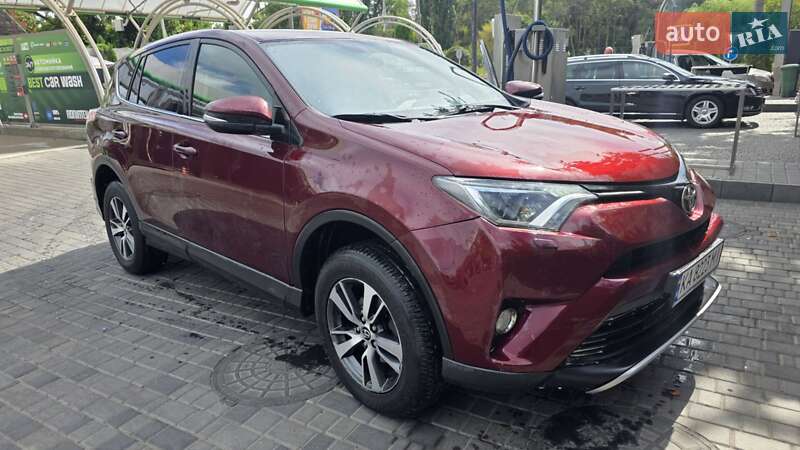 Toyota RAV4 2017