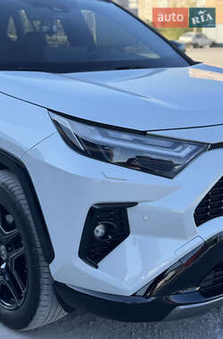 Позашляховик / Кросовер Toyota RAV4 2024 в Запоріжжі