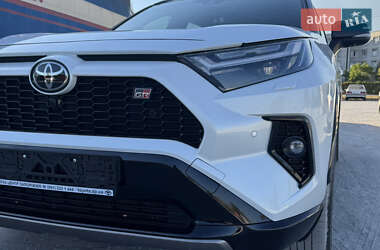 Внедорожник / Кроссовер Toyota RAV4 2024 в Запорожье