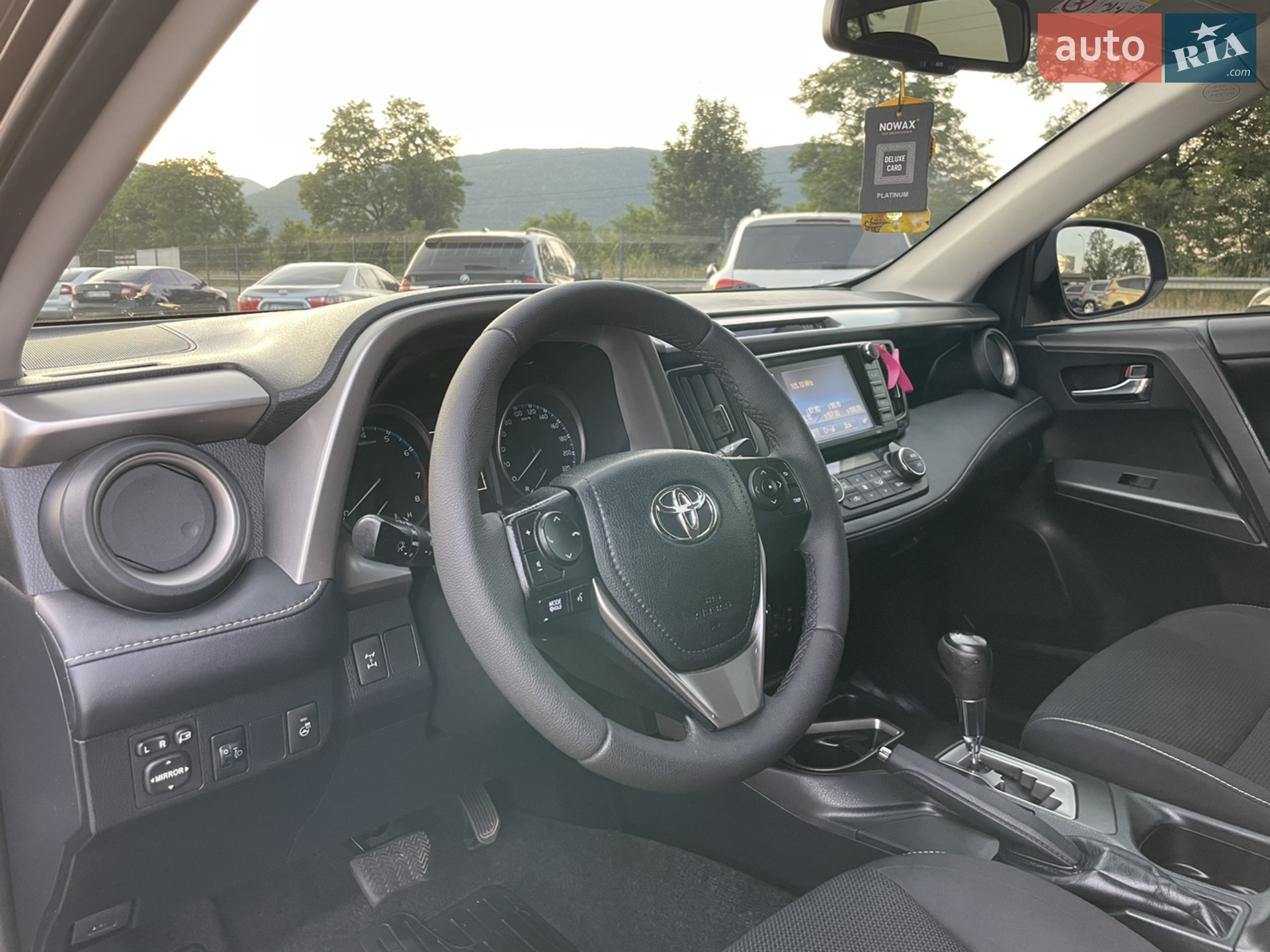 2018 Toyota RAV 4 - мініатюра 6